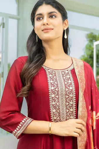 Ethnic Motifs Embroidered Sequinned A Line Kurta With Trousers & Dupatta