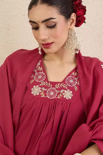 Women Regular Sequinned Pure Cotton Kurta with Trousers & Dupatta