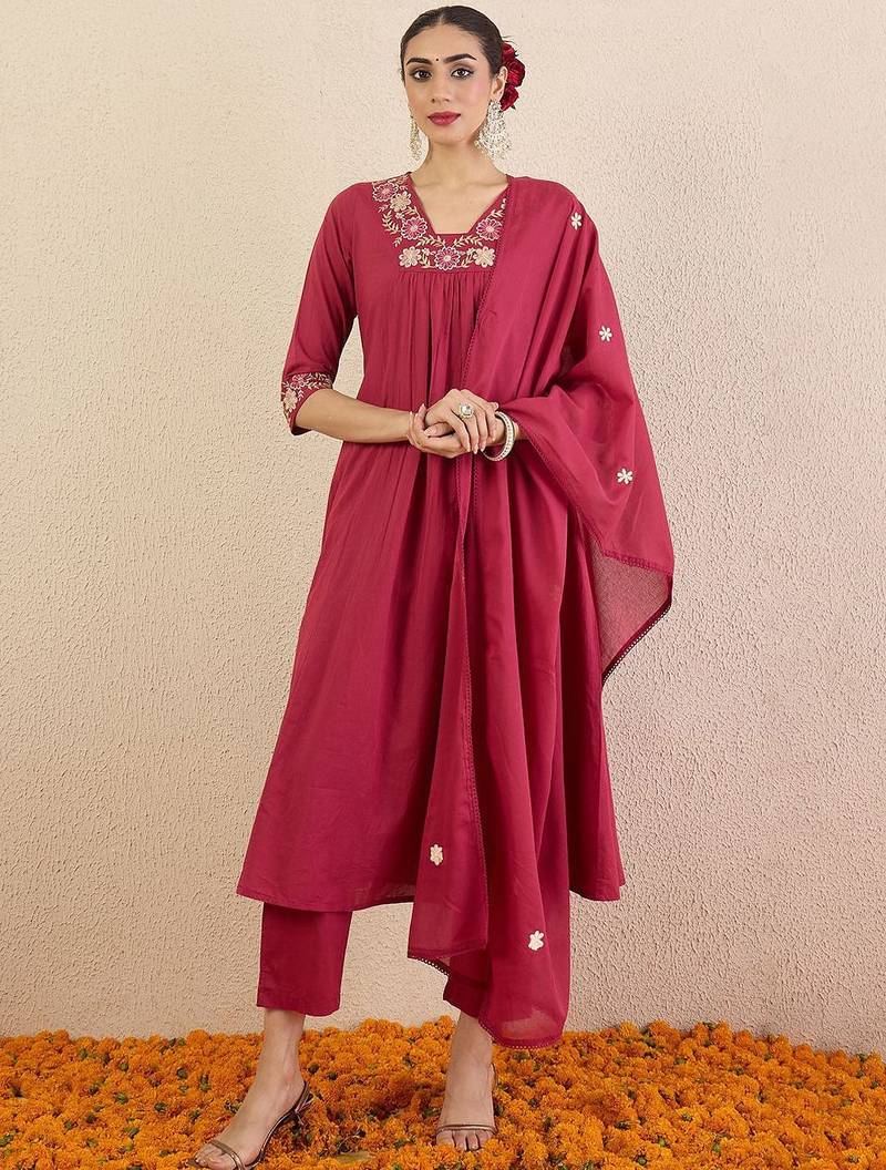 Women Regular Sequinned Pure Cotton Kurta with Trousers & Dupatta