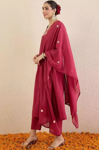 Women Regular Sequinned Pure Cotton Kurta with Trousers & Dupatta
