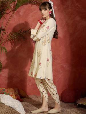 Floral Printed V-Neck Straight Kurta with Dhoti Pants 4