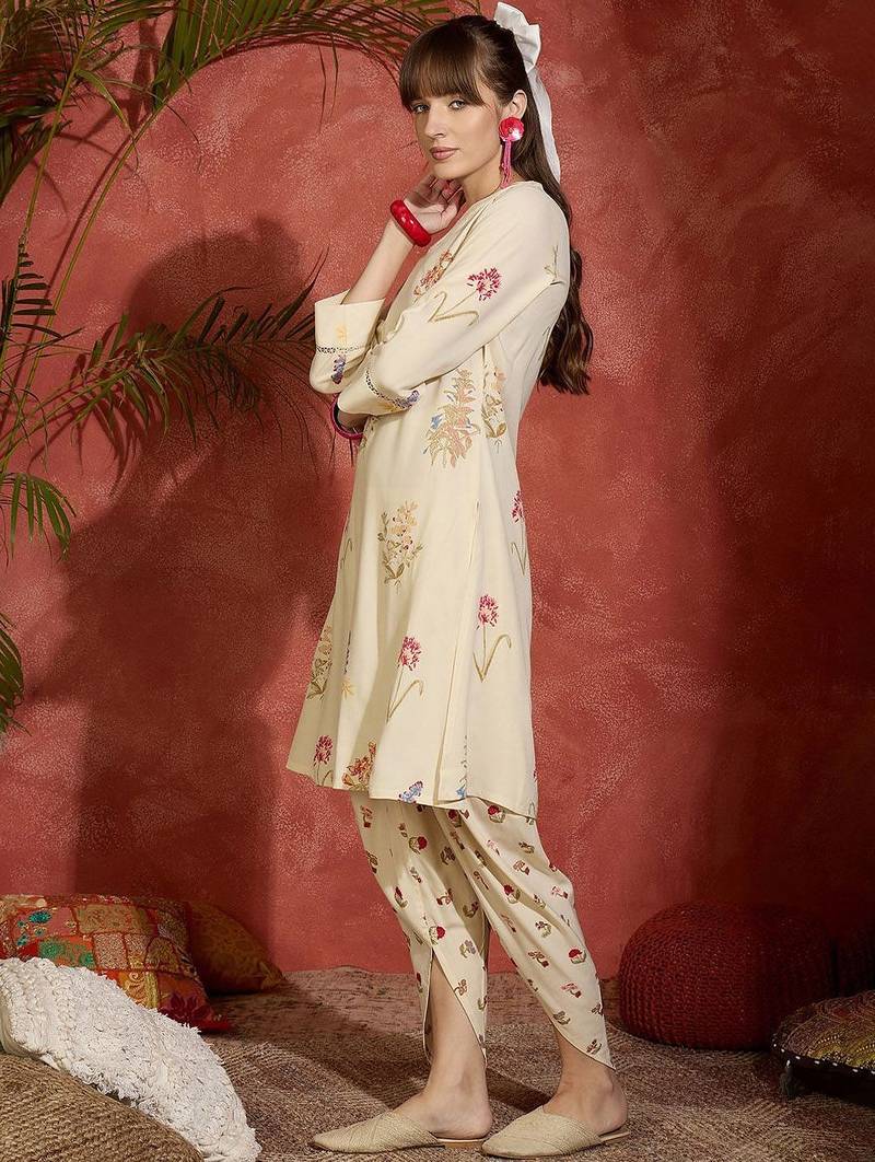 Floral Printed V-Neck Straight Kurta with Dhoti Pants