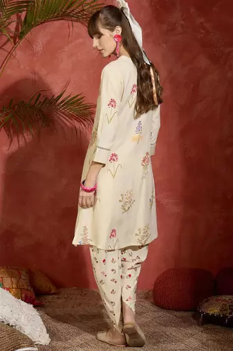 Floral Printed V-Neck Straight Kurta with Dhoti Pants