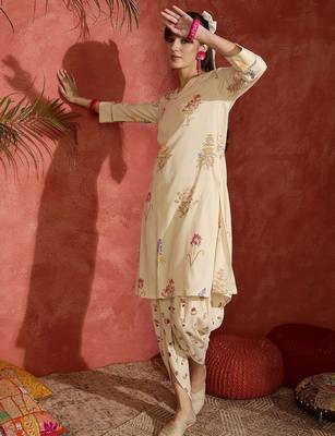 Floral Printed V-Neck Straight Kurta with Dhoti Pants 6