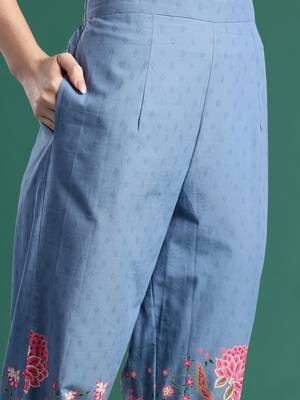 Floral Printed Regular Sequinned Pure Cotton Kurta with Trousers 3