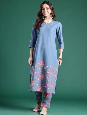 Floral Printed Regular Sequinned Pure Cotton Kurta with Trousers 6