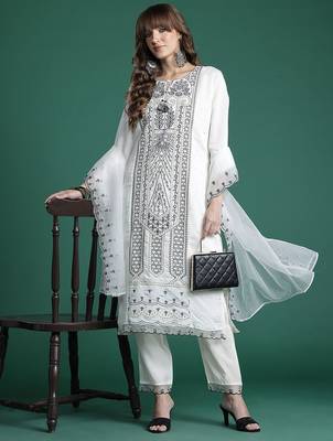 Embroidered Kurta with Trousers & Dupatta 8