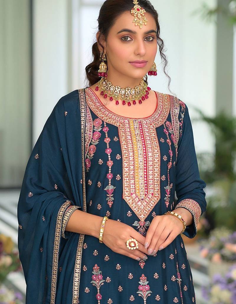 Women Ethnic Motifs Embroidered Regular Mirror Work Kurta with Palazzos & With Dupatta