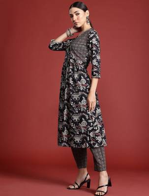 Floral Printed Angrakha Gotta Patti Pure Cotton Kurta Set & Dupatta 7