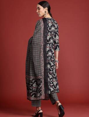 Floral Printed Angrakha Gotta Patti Pure Cotton Kurta Set & Dupatta 8