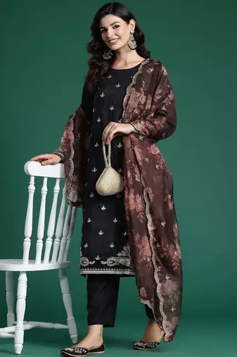 Ethnic Motifs Embroidered Sequinned Kurta With Trousers & Dupatta