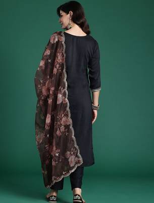 Ethnic Motifs Embroidered Sequinned Kurta With Trousers & Dupatta 6