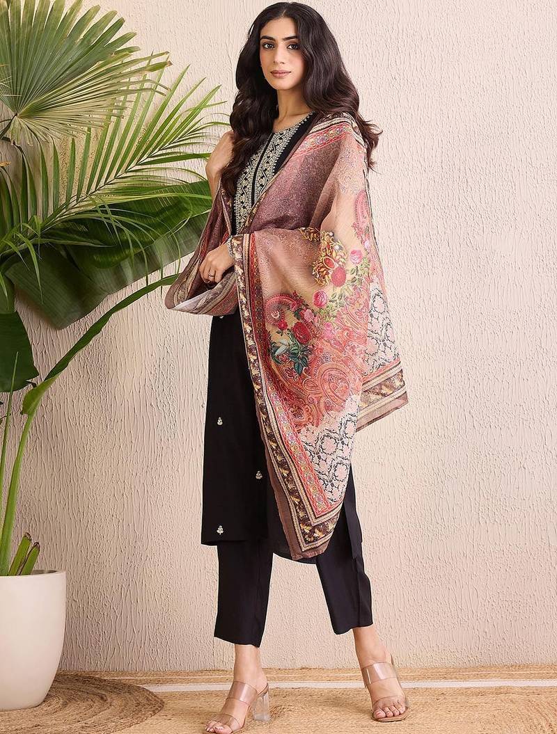 Women Ethnic Motifs Embroidered Regular Liva Kurta with Trousers & With Dupatta