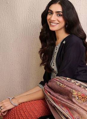 Women Ethnic Motifs Embroidered Regular Liva Kurta with Trousers & With Dupatta 7