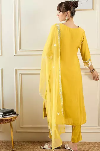 Women Yellow Kurta Sets