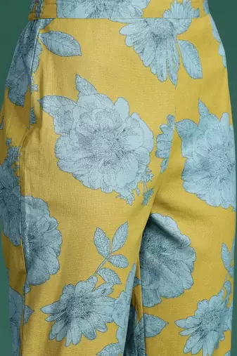 Floral Printed Pleated Kurta with Trousers