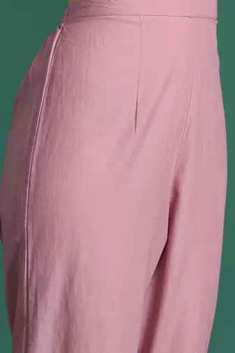 Women Floral Printed Thread Work Pure Cotton Kurta With Trousers & Dupatta