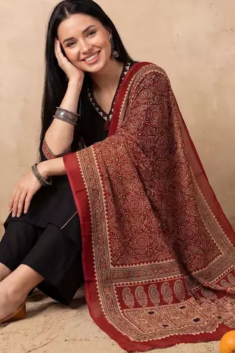 Women Ethnic Motifs Embroidered Regular Thread Work Pure Cotton Kurta with Palazzos & With Dupatta