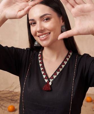 Women Ethnic Motifs Embroidered Regular Thread Work  Cotton Kurta with Palazzos & With Dupatta 3