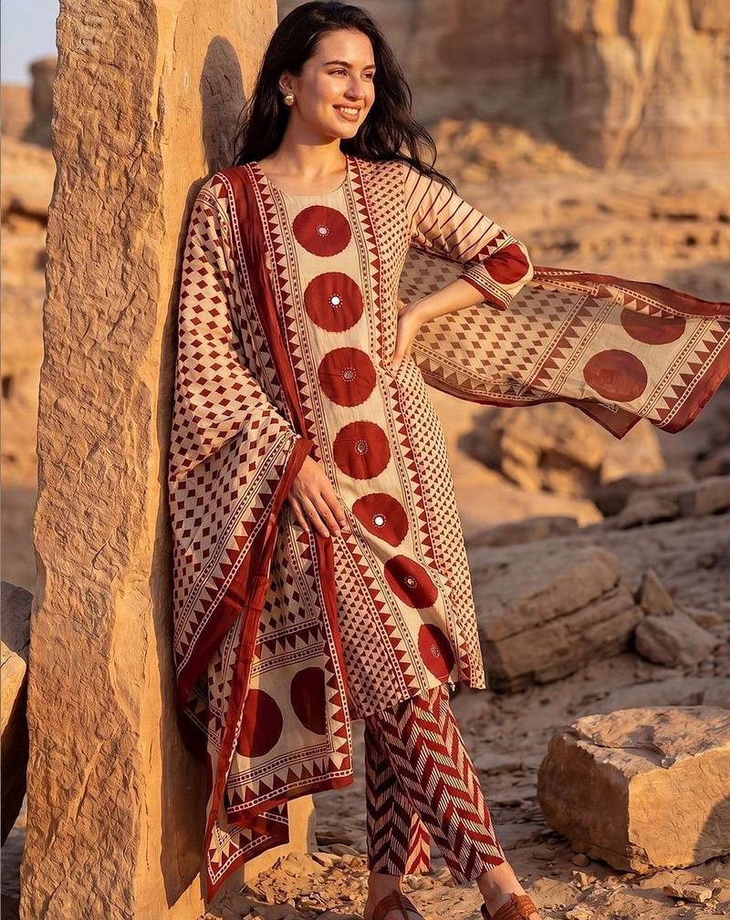 Women Printed Regular Mirror Work Pure Cotton Kurta with Trousers & With Dupatta