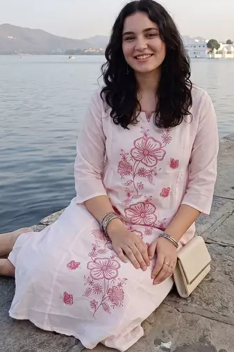 Women Floral Embroidered Regular Thread Work Pure Cotton Kurta with Trousers