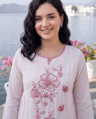 Women Floral Embroidered Regular Thread Work Pure Cotton Kurta with Trousers 3