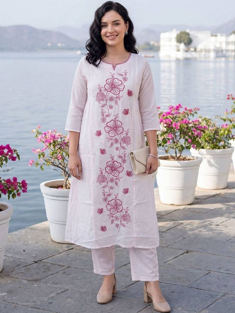 Women Floral Embroidered Regular Thread Work Pure Cotton Kurta with Trousers