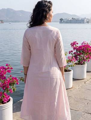 Women Floral Embroidered Regular Thread Work Pure Cotton Kurta with Trousers 6