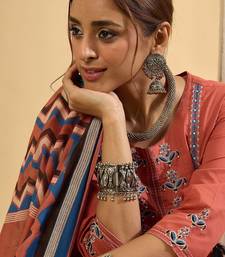Women Floral Embroidered Regular Pure Cotton Kurta with Trousers & Dupatta