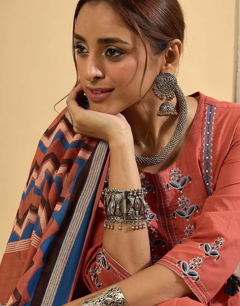 Women Floral Embroidered Regular Pure Cotton Kurta with Trousers & Dupatta