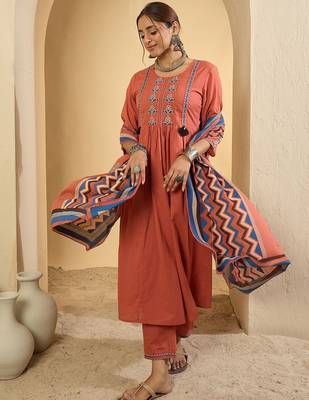 Women Floral Embroidered Regular Pure Cotton Kurta with Trousers & Dupatta 1
