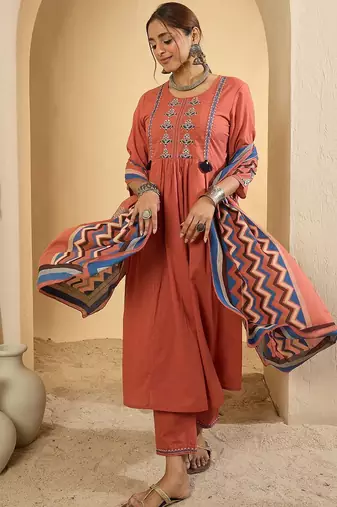 Women Floral Embroidered Regular Pure Cotton Kurta with Trousers & Dupatta