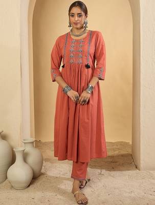 Women Floral Embroidered Regular Pure Cotton Kurta with Trousers & Dupatta 5