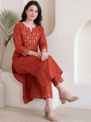 Women Ethnic Motifs Embroidered Regular Mirror Work Kurta with Trousers 1
