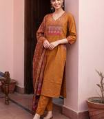 Women Ethnic Motifs Printed Regular Pure Cotton Kurta with Trousers & With Dupatta
