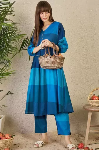 Women Colourblocked V-Neck A-Line Kurta with Trouser