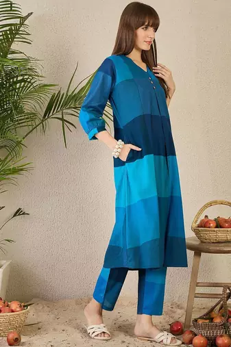 Women Colourblocked V-Neck A-Line Kurta with Trouser