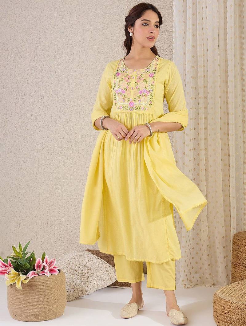 Women Floral Embroidered Cotton Kurta with Trousers & Dupatta
