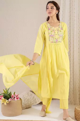 Women Floral Embroidered Cotton Kurta with Trousers & Dupatta