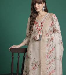 Floral Embroidered Pure Cotton Kurta with Trousers & Dupatta