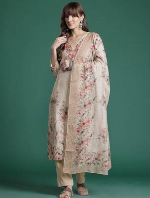 Floral Embroidered Pure Cotton Kurta with Trousers & Dupatta 5