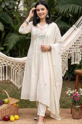 Women Floral Embroidered Regular Thread Work Pure Cotton Kurta with Trousers & With Dupatta
