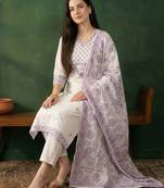 Women Ethnic Motifs Embroidered Regular Thread Work Pure Cotton Kurta with Trousers & With Dupatta