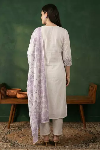 Women Ethnic Motifs Embroidered Regular Thread Work Pure Cotton Kurta with Trousers & With Dupatta