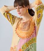 Women Printed Regular Kurta with Trousers