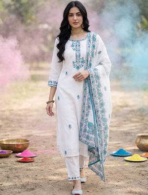 Floral Embroidered Thread Work Pure Cotton Kurta with Trousers & With Dupatta 1