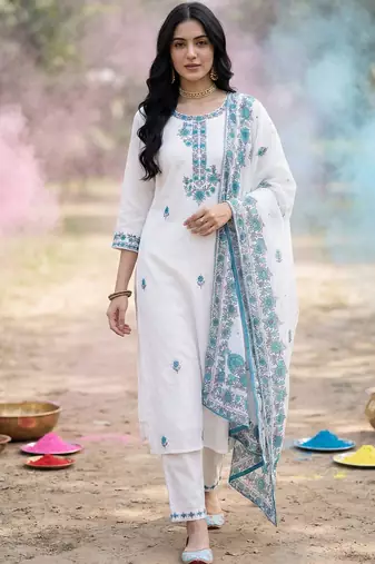 Floral Embroidered Thread Work Pure Cotton Kurta with Trousers & With Dupatta