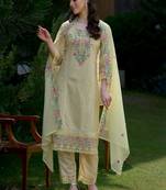 Women Floral Embroidered Regular Thread Work Pure Cotton Kurta with Trousers & With Dupatta