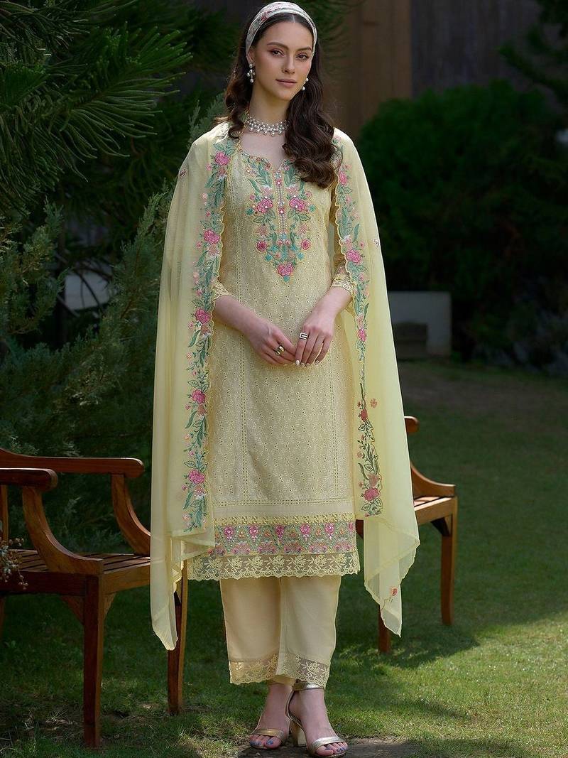 Women Floral Embroidered Regular Thread Work Pure Cotton Kurta with Trousers & With Dupatta
