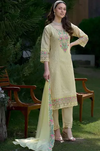 Women Floral Embroidered Regular Thread Work Pure Cotton Kurta with Trousers & With Dupatta
